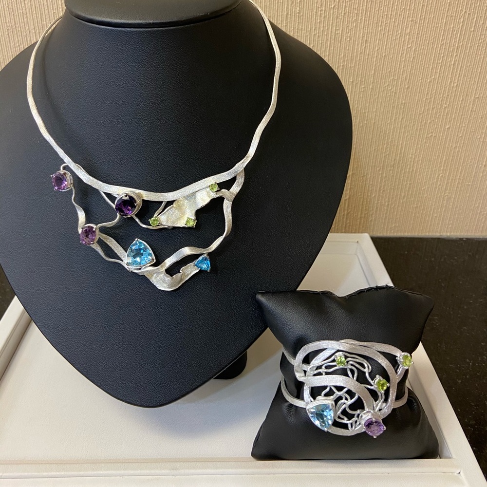 Beautiful Sterling Gemstone Choker & Bracelet Set